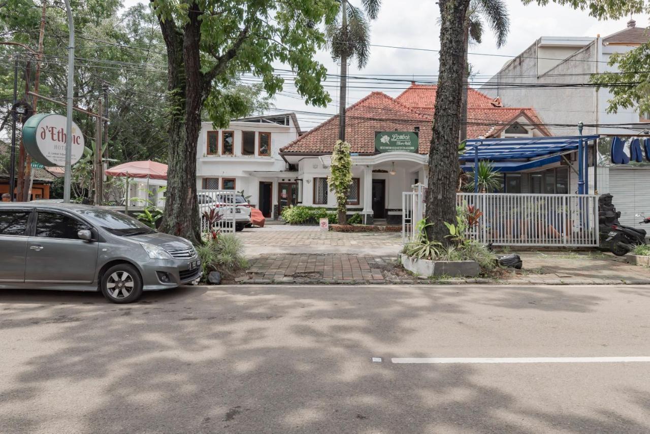Hotel O Bandung Near Stadion Siliwangi Formerly The Ethnic Hotel Bandung Ngoại thất bức ảnh