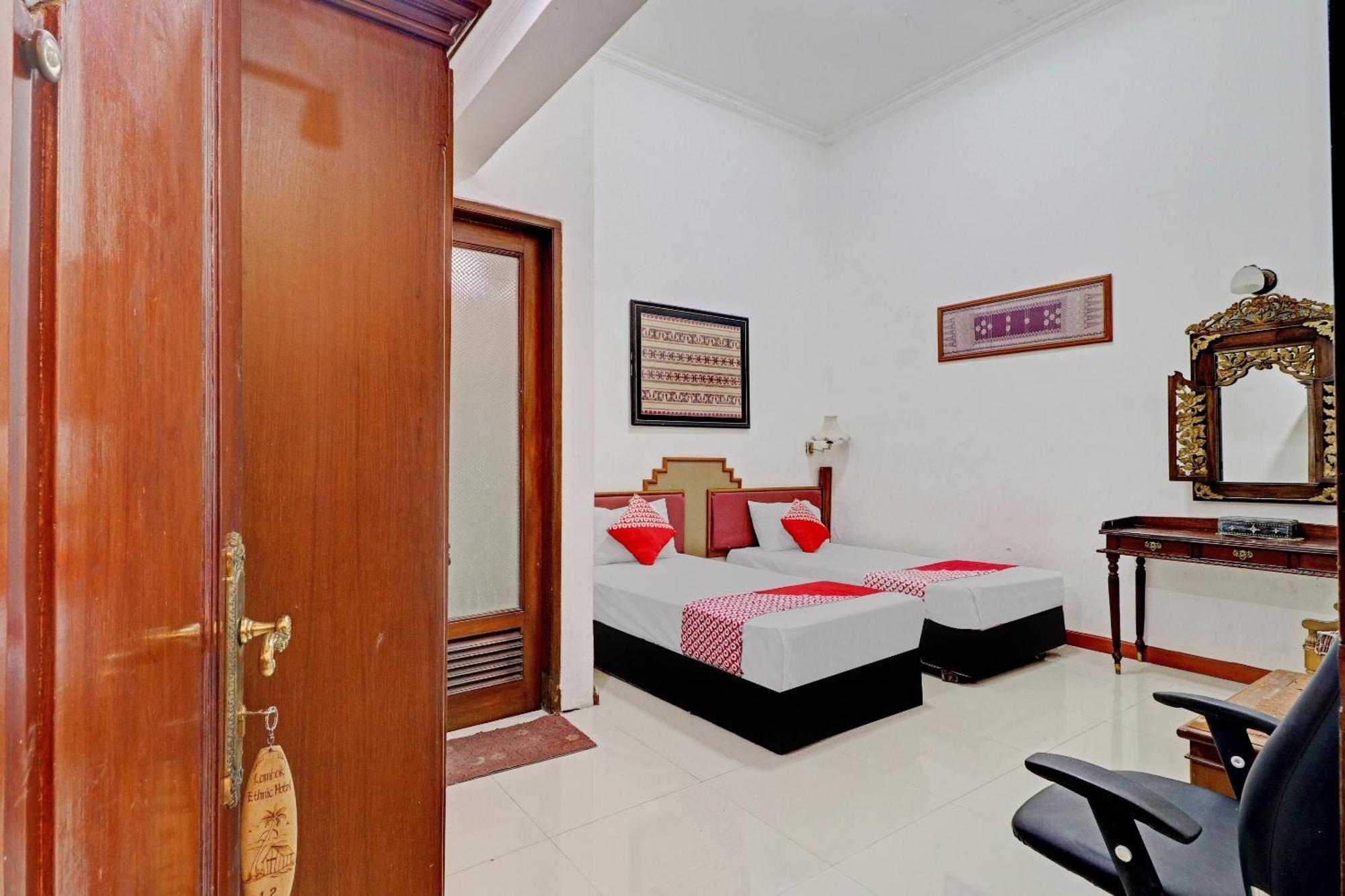 Hotel O Bandung Near Stadion Siliwangi Formerly The Ethnic Hotel Bandung Ngoại thất bức ảnh