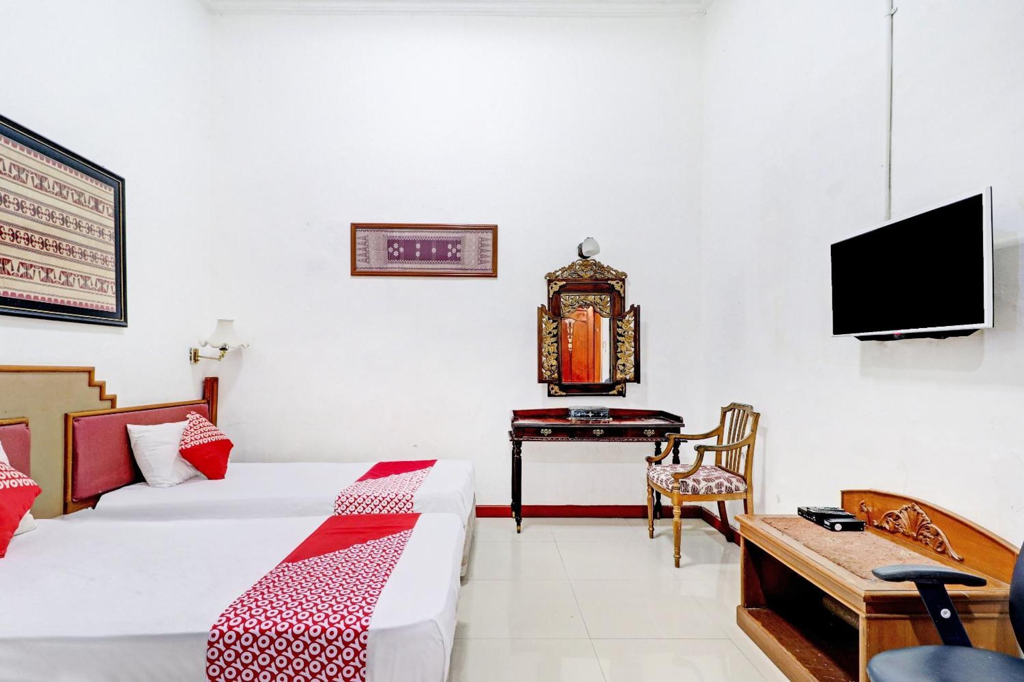 Hotel O Bandung Near Stadion Siliwangi Formerly The Ethnic Hotel Bandung Ngoại thất bức ảnh