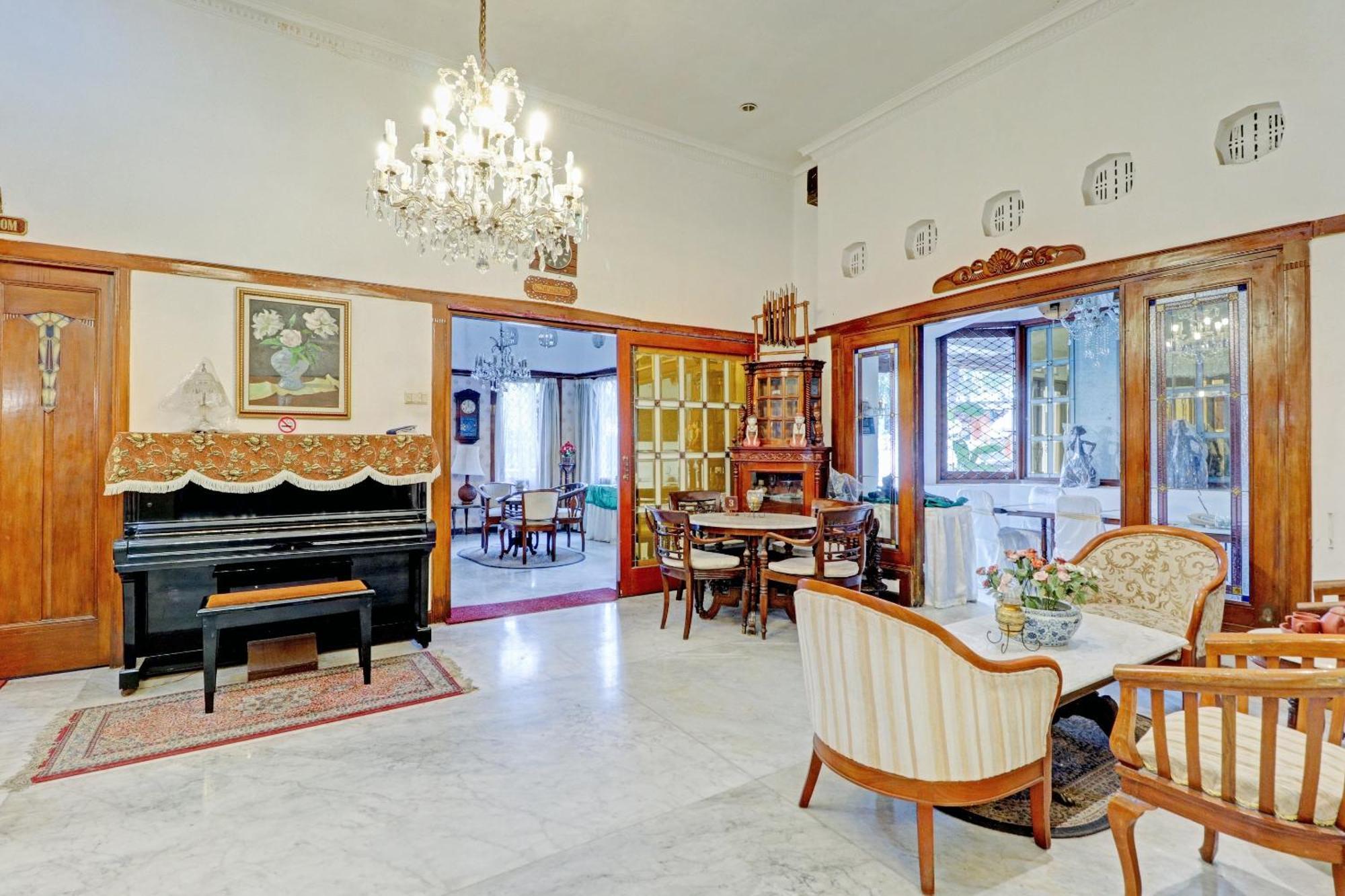 Hotel O Bandung Near Stadion Siliwangi Formerly The Ethnic Hotel Bandung Ngoại thất bức ảnh