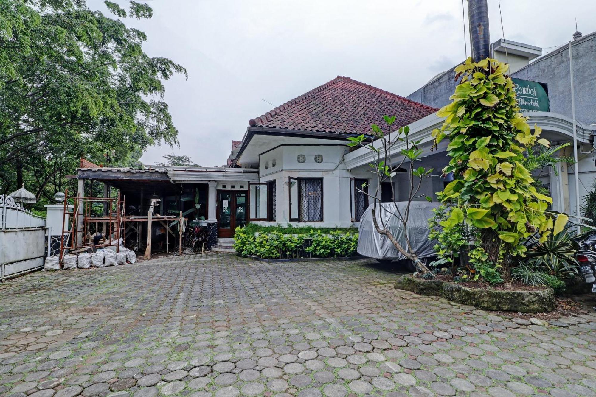 Hotel O Bandung Near Stadion Siliwangi Formerly The Ethnic Hotel Bandung Ngoại thất bức ảnh